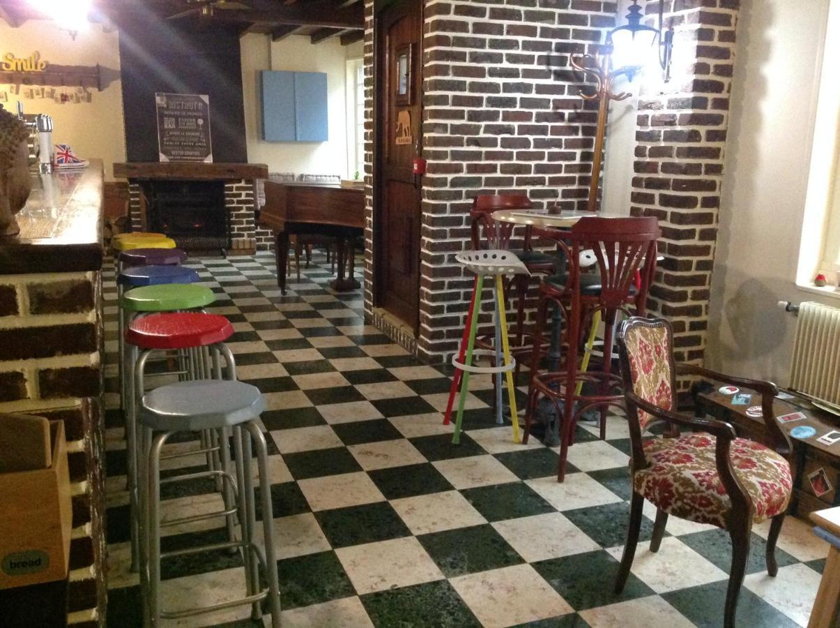 Auberge De L'Arc En Ciel Fauquembergues Екстериор снимка